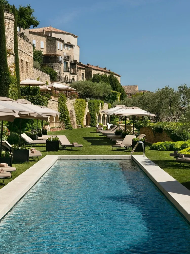 Airelles Gordes · piscina · Photo: Airelles Collection
